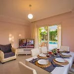 ölüdenizde Geniş Bahçe özel Havuzlu Royal 11 *